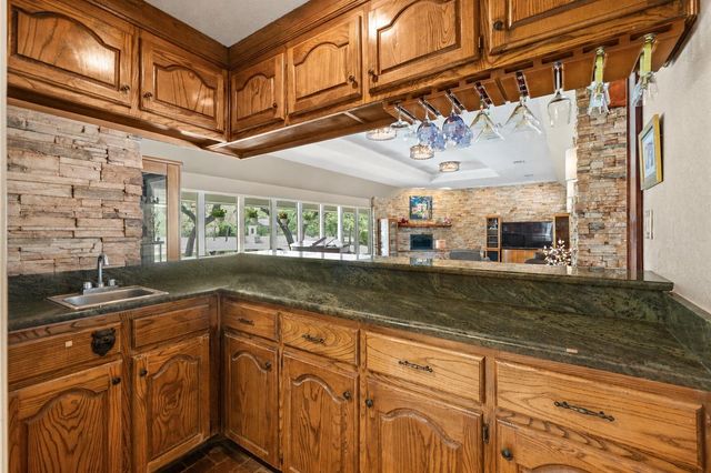 1501 Woods LOOP, Driftwood, TX 78619