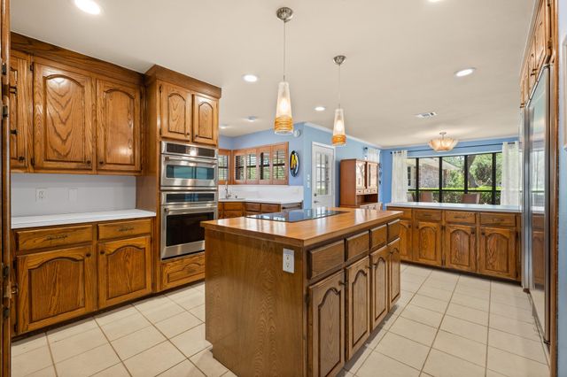 1501 Woods LOOP, Driftwood, TX 78619