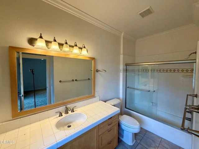 156 S Oak Knoll Avenue 201, Pasadena, CA 91101