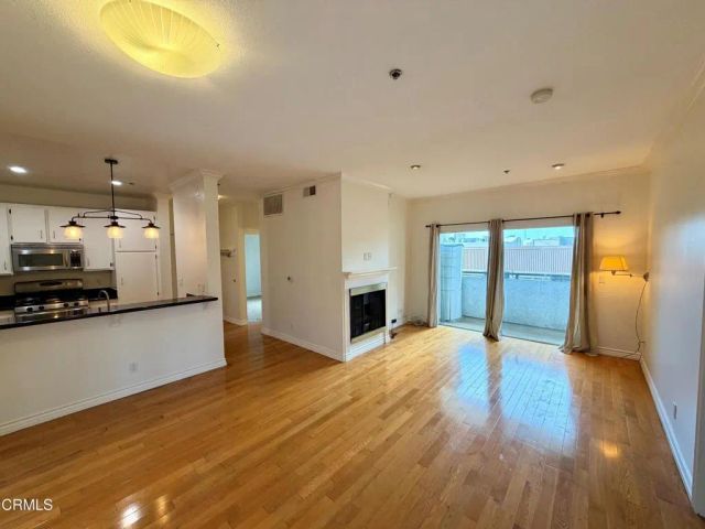 156 S Oak Knoll Avenue 201, Pasadena, CA 91101