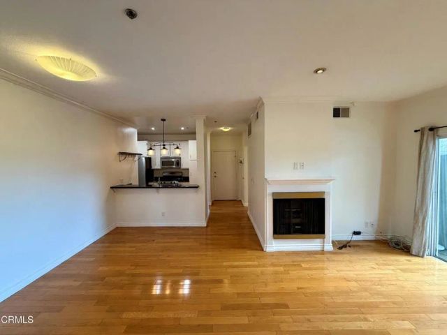 156 S Oak Knoll Avenue 201, Pasadena, CA 91101
