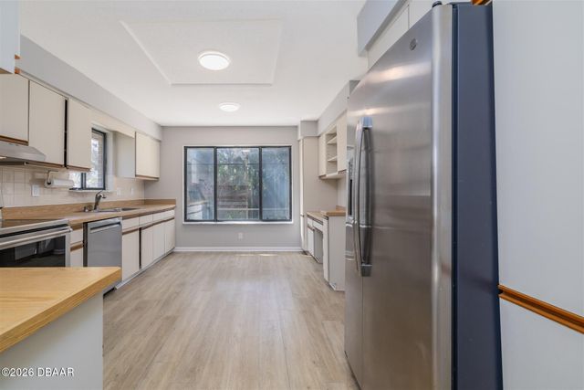 33 Sycamore Circle, Ormond Beach, FL 32174