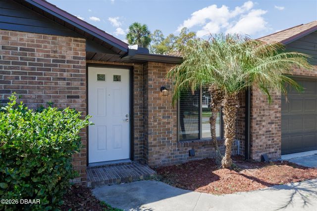 33 Sycamore Circle, Ormond Beach, FL 32174