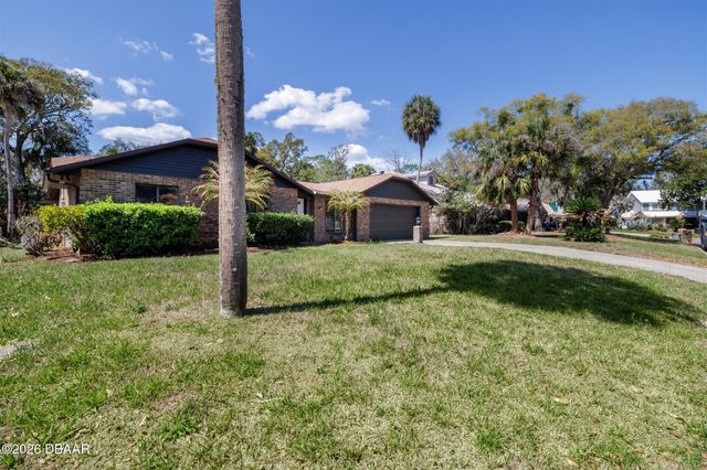 33 Sycamore Circle, Ormond Beach, FL 32174