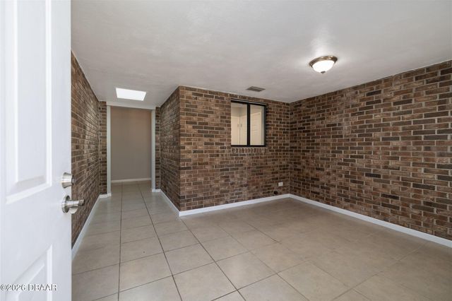 33 Sycamore Circle, Ormond Beach, FL 32174