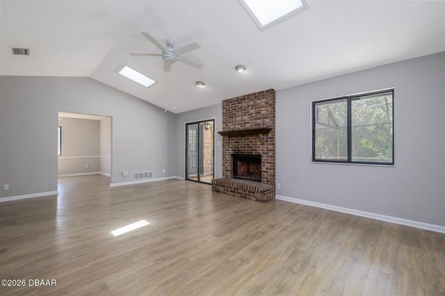 33 Sycamore Circle, Ormond Beach, FL 32174