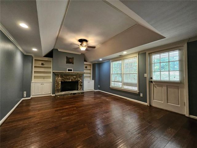 450 Eastbourne Way, Alpharetta, GA 30005