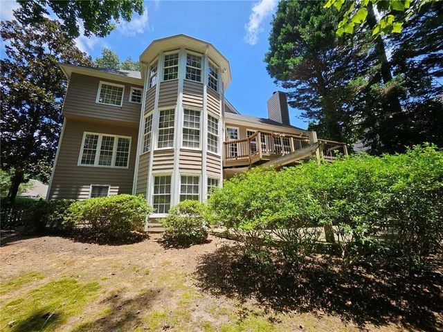 450 Eastbourne Way, Alpharetta, GA 30005