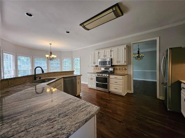 450 Eastbourne Way, Alpharetta, GA 30005