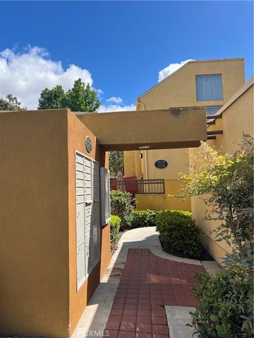 25712 Le Parc 19, Lake Forest, CA 92630
