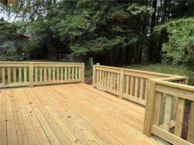 145 Starboard Point, Roswell, GA 30076