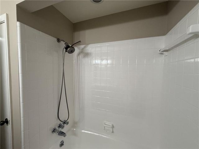 145 Starboard Point, Roswell, GA 30076