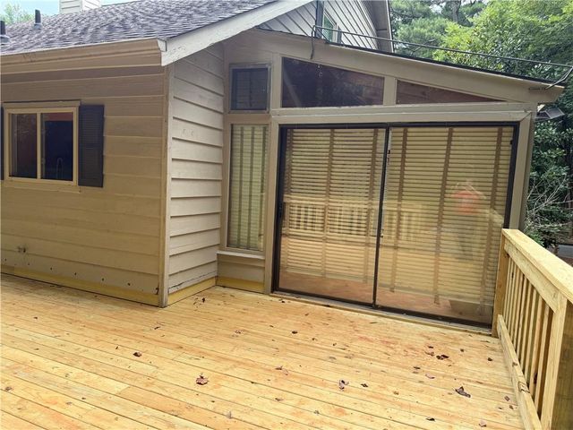 145 Starboard Point, Roswell, GA 30076