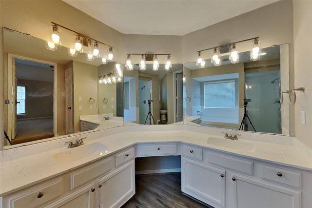 1343 Edenderry Lane, Missouri City, TX 77459
