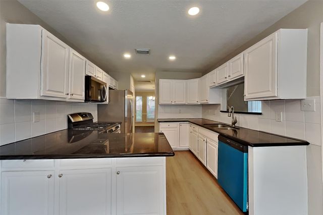 1343 Edenderry Lane, Missouri City, TX 77459
