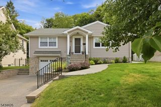 79 Winding Way, Cedar Grove Twp., NJ 07009
