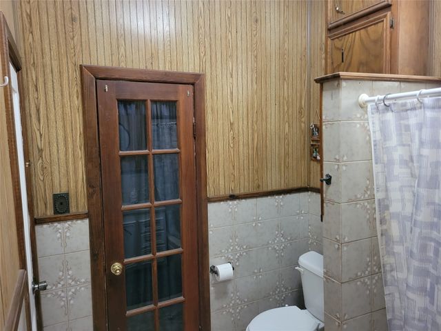 706 W Wrights Avenue, Comanche, TX 76442