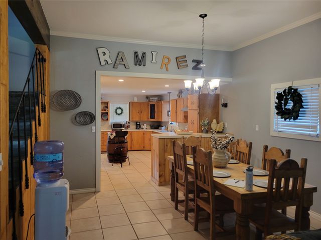 706 W Wrights Avenue, Comanche, TX 76442