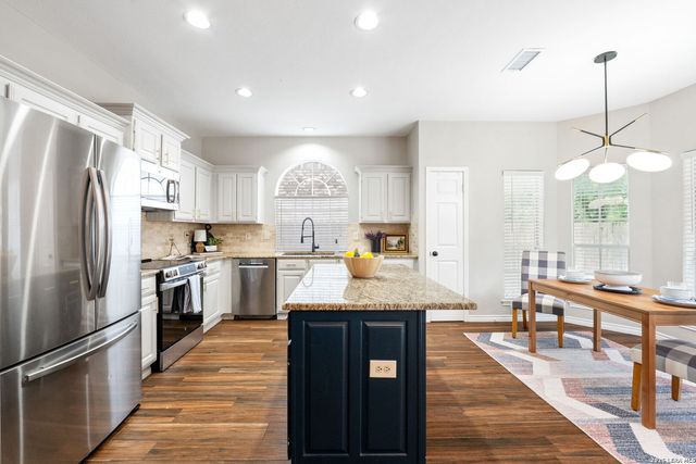 2035 Chittim Trail Dr, San Antonio, TX 78232