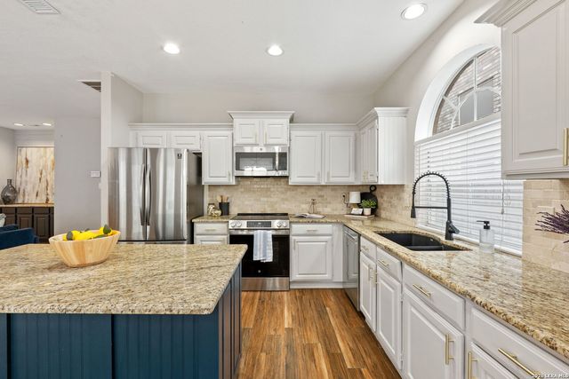2035 Chittim Trail Dr, San Antonio, TX 78232