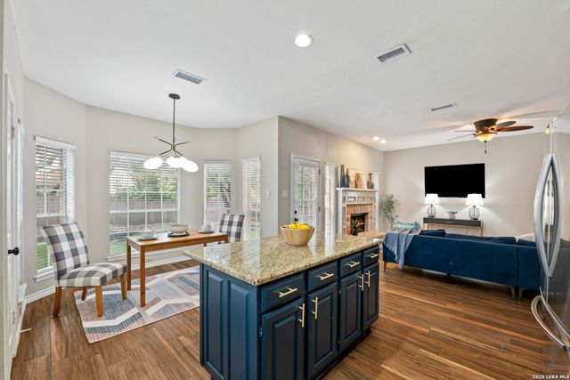 2035 Chittim Trail Dr, San Antonio, TX 78232