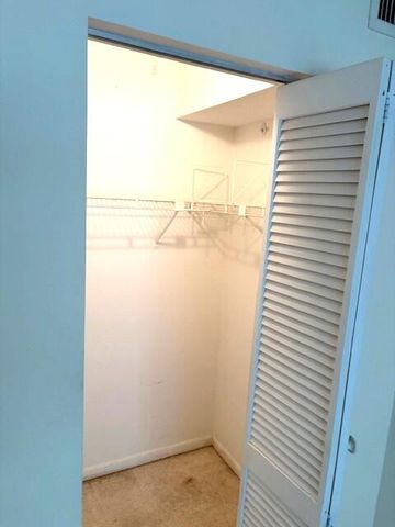 2711 NW 104th Avenue, Sunrise, FL 33322