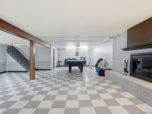 22125 Love Street, Saint Clair Shores, MI 48082