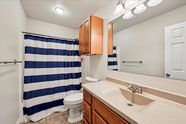 717 1st Street, Winnie, TX 77665