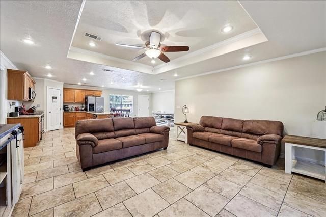 717 1st Street, Winnie, TX 77665