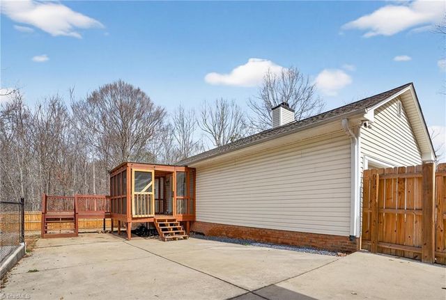 1401 Hoover Hill Road, Asheboro, NC 27205