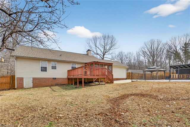 1401 Hoover Hill Road, Asheboro, NC 27205