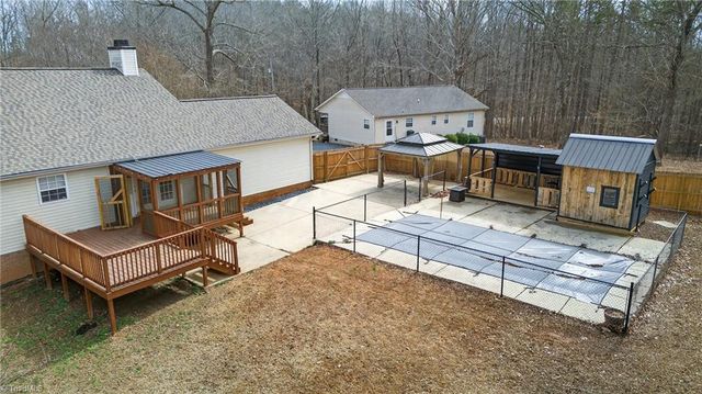 1401 Hoover Hill Road, Asheboro, NC 27205