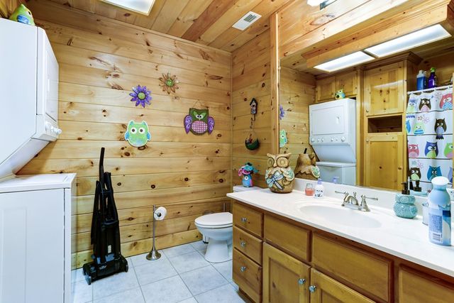 1380 Deerfield Drive, Young Harris, GA 30582