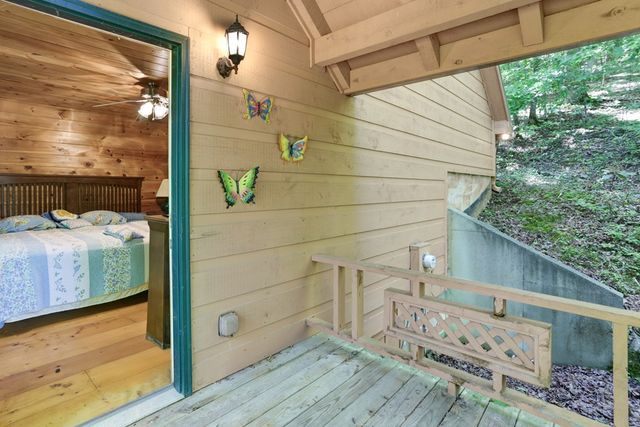 1380 Deerfield Drive, Young Harris, GA 30582