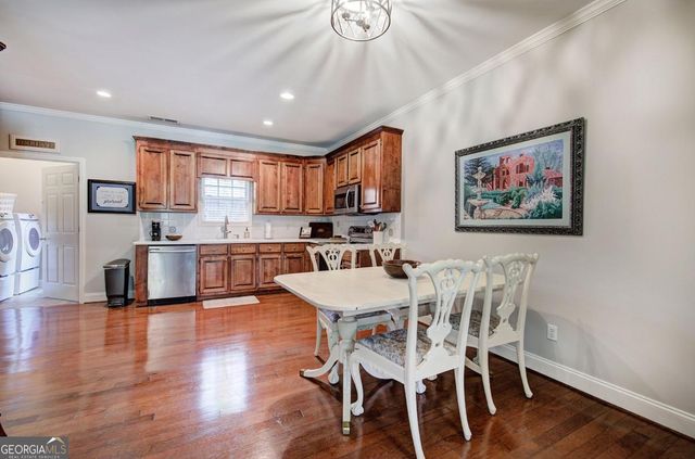 618 Manor Way, Cartersville, GA 30120