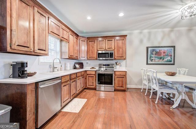 618 Manor Way, Cartersville, GA 30120