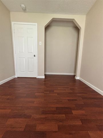 16610 Forest Bend Avenue, Friendswood, TX 77546