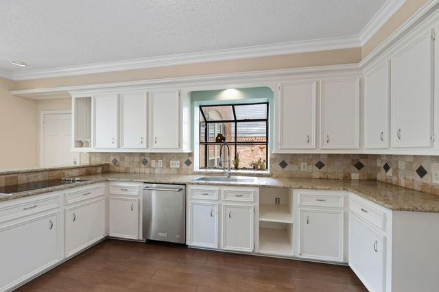 5115 Westerham Place, Houston, TX 77069