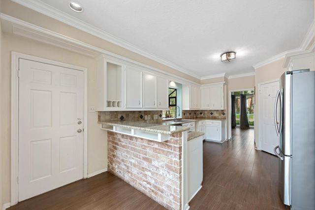 5115 Westerham Place, Houston, TX 77069