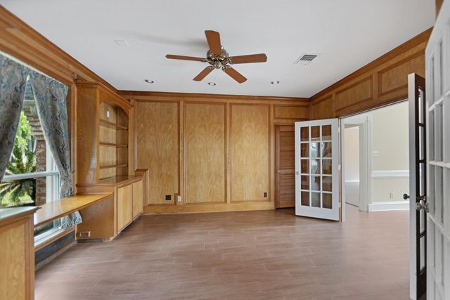 5115 Westerham Place, Houston, TX 77069