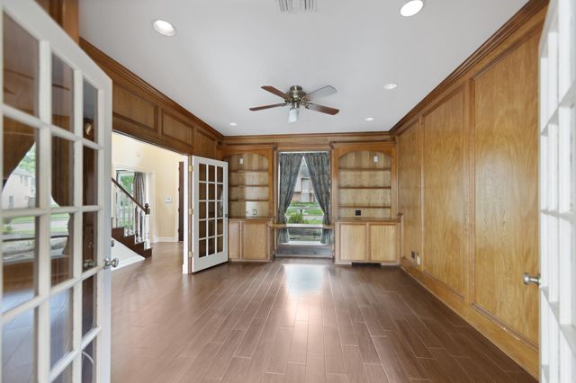 5115 Westerham Place, Houston, TX 77069