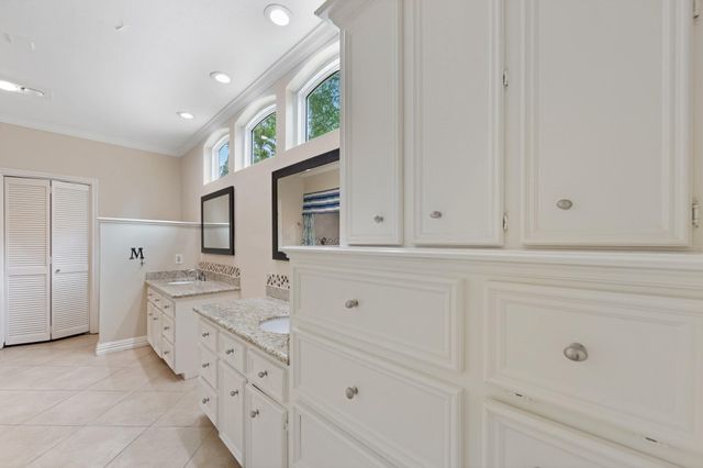 5115 Westerham Place, Houston, TX 77069