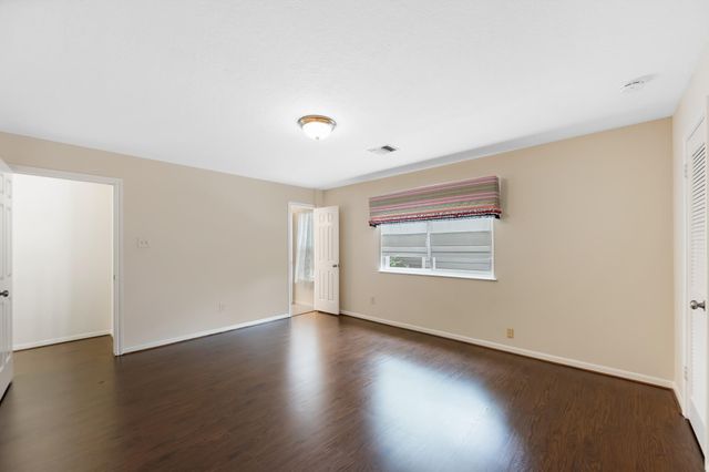 5115 Westerham Place, Houston, TX 77069