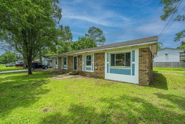 229 Amy Drive, Goose Creek, SC 29445