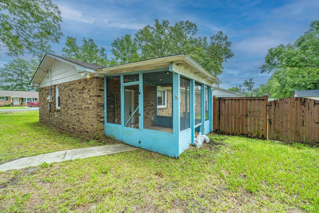 229 Amy Drive, Goose Creek, SC 29445