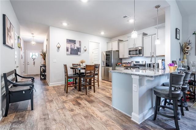 200 Vineyard Walk, Carrollton, GA 30117