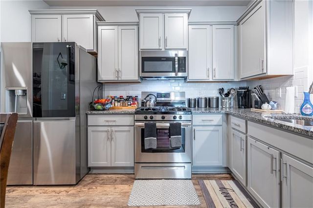 200 Vineyard Walk, Carrollton, GA 30117