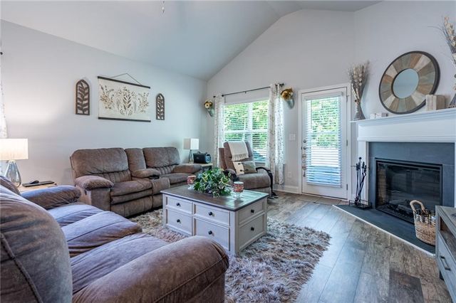 200 Vineyard Walk, Carrollton, GA 30117