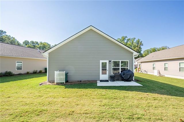 200 Vineyard Walk, Carrollton, GA 30117