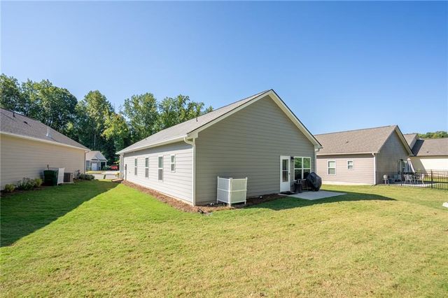 200 Vineyard Walk, Carrollton, GA 30117